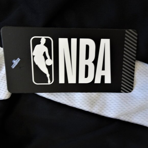 NBA Athletic Shorts Men's Size M Black Elastic Waist - Picture 5 of 6